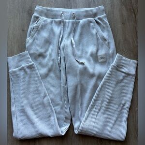 Alo Yoga Muse Sweatpant Joggers Small Ribbed Grey